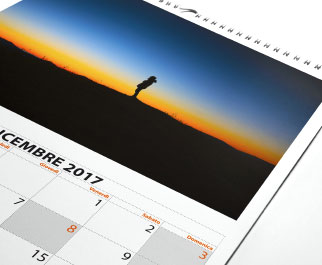 calendario fotografico verticale su carta standard