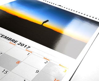 vertical photo calendar on UV-HD photo quality paper