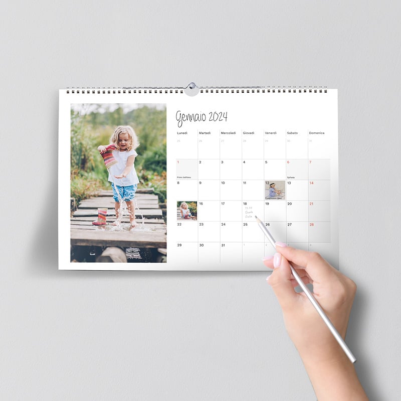Calendario personalizzato con foto su tela 2024 cm.30x45 su
